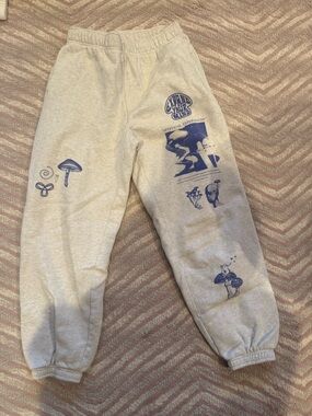 Grey Womens Sweatpants with Blue Graphic Print - Casual Comfort
